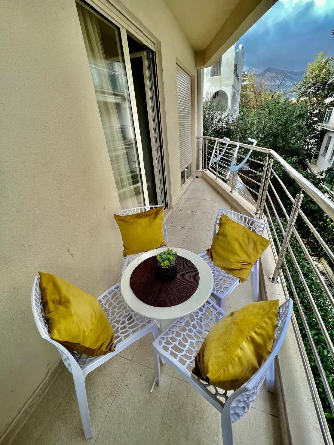 City Centre Getaway Budva Bagian luar foto